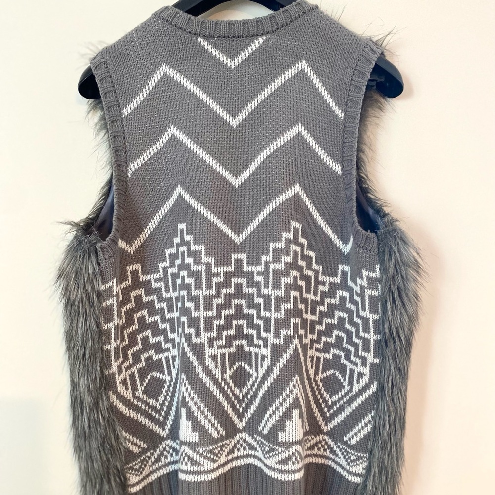 Faux fur vest, Target, Xhileration, gray, white, zigzag, Aztec